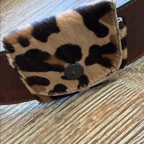 Matisse Italy Leopard Fur Leather Belt with Animal Print and Pouch - Picture 6 of 16